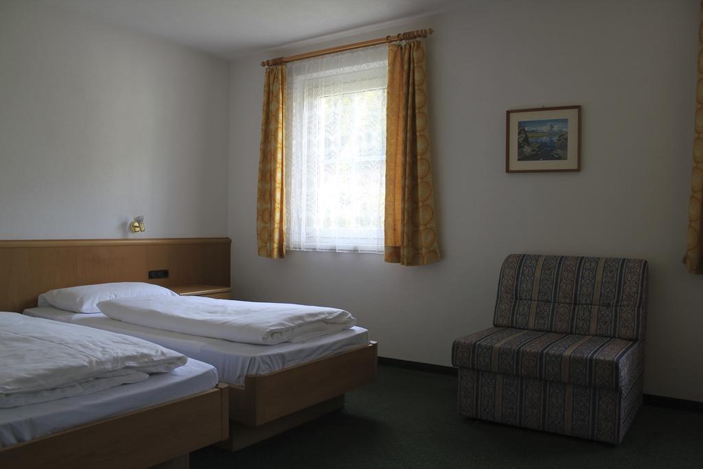 Gasthof Bundschen Sarentino 部屋 写真