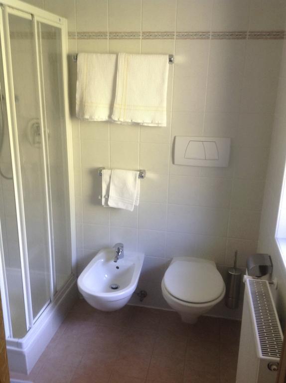 Gasthof Bundschen Sarentino 部屋 写真