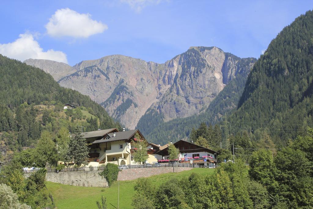 Gasthof Bundschen Sarentino エクステリア 写真